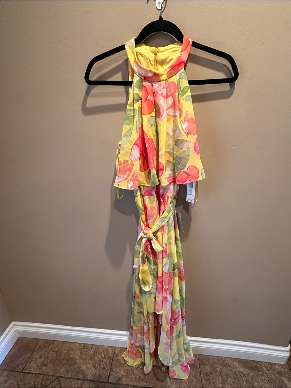 Eliza J Yellow Floral Halter Neck High-Low Popover Maxi Dress Size 8 NWT